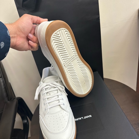 Saint Laurent sneakers I only used for 1 time - Picture 5 of 9